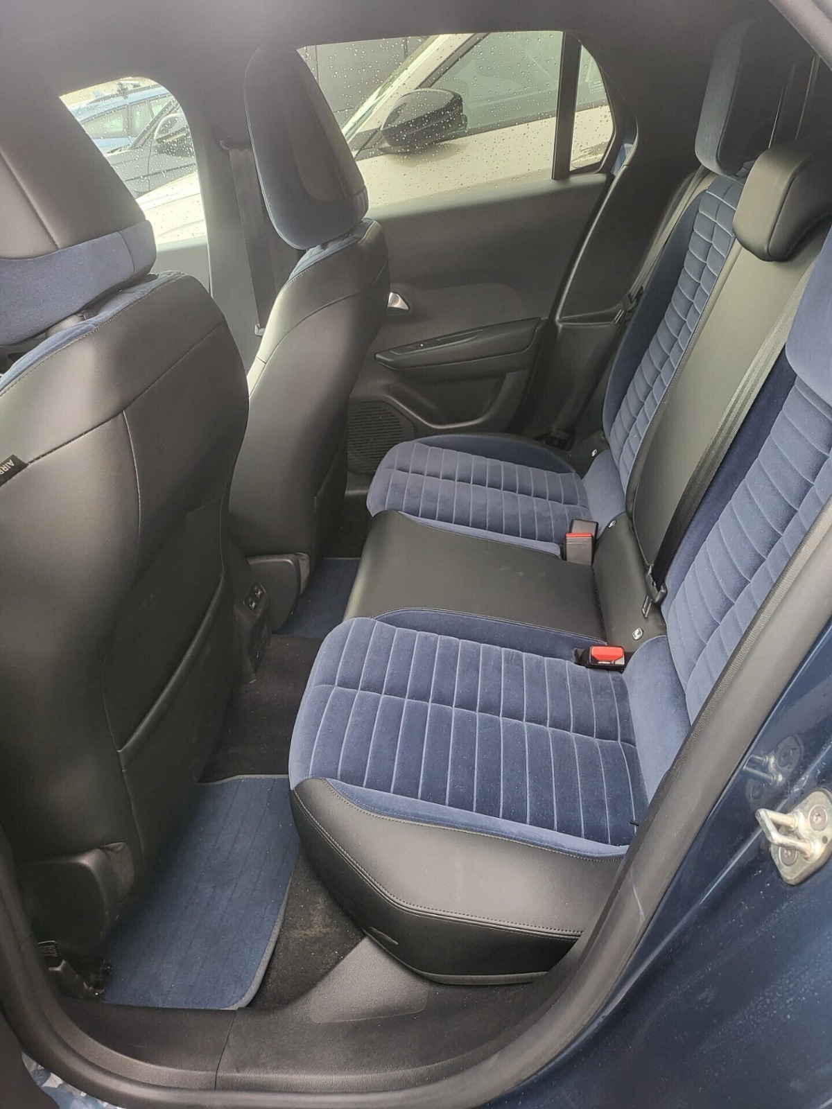 Lancia Ypsilon Hybrid e-DCT Edizione Cassina 8