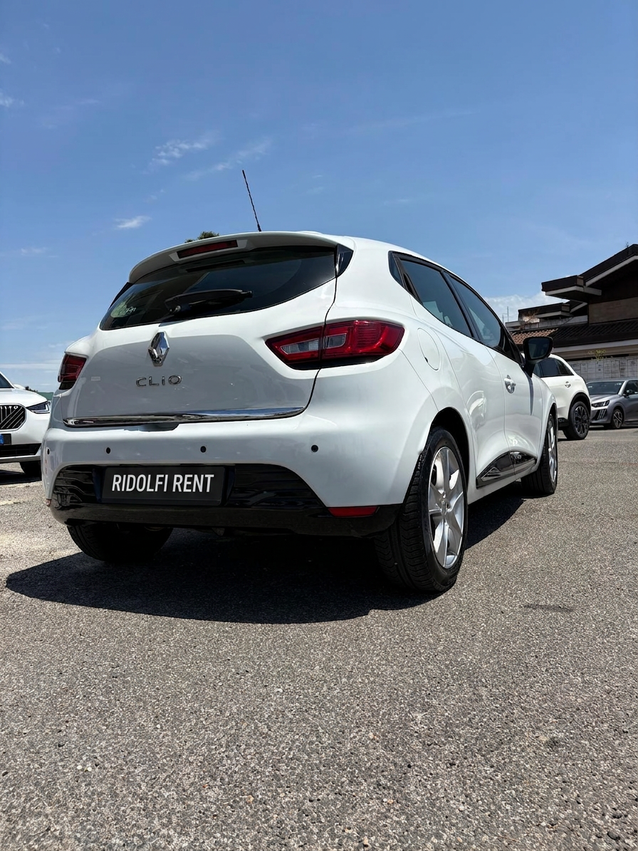 Renault Clio 1.2 Benzina 5 Porte 4