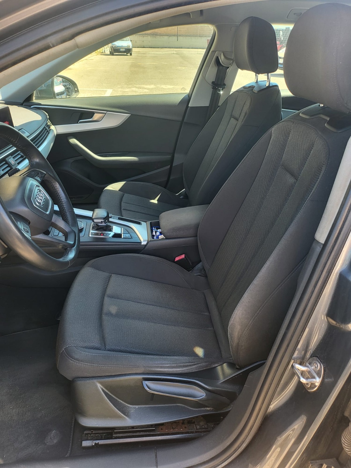 Audi A4 Avant S Line 5