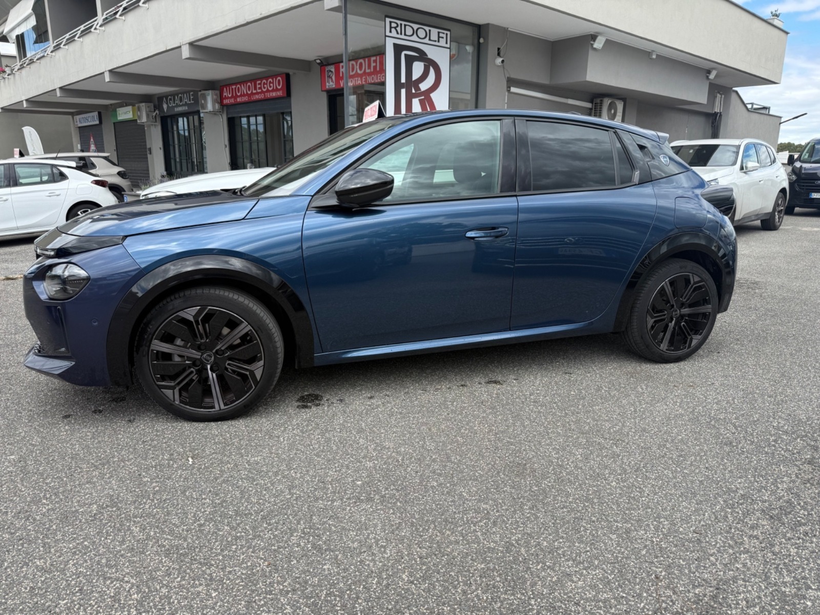 Lancia Ypsilon Hybrid e-DCT Edizione Cassina 1