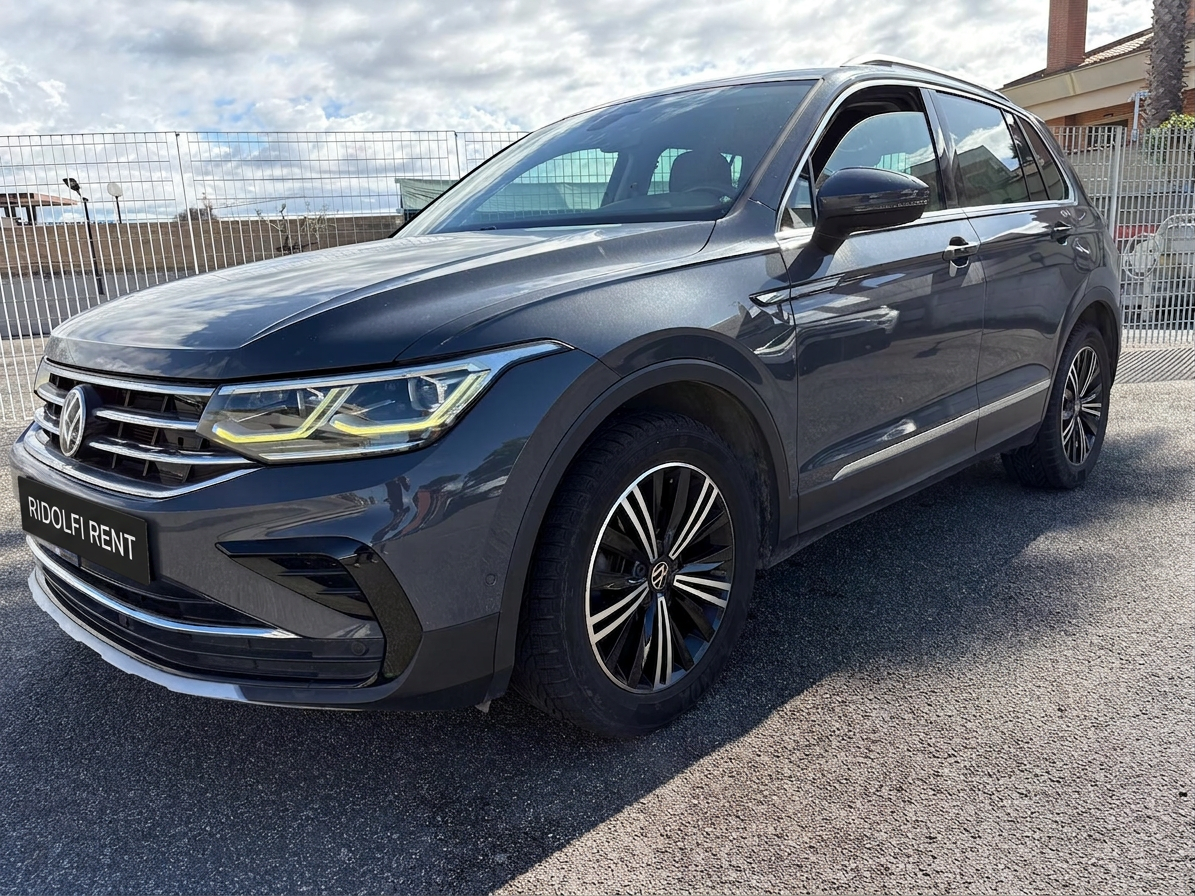 Volkswagen Tiguan 2.0 TDI Elegance 150 CV DSG 1