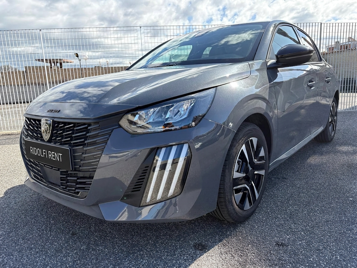 Peugeot 208 5 Porte Allure PureTech 100 S&S 3