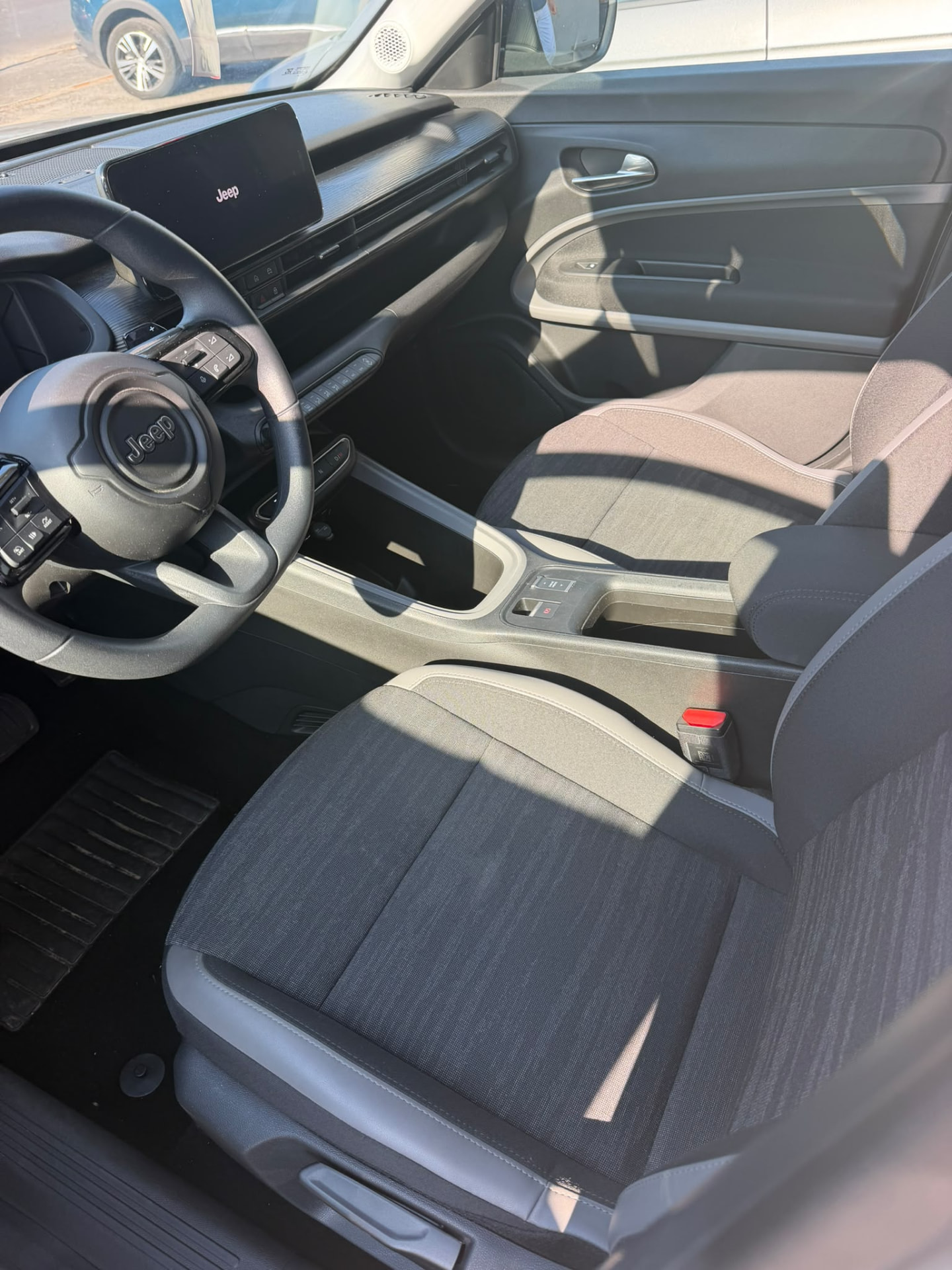 Jeep Avenger Automatica 4
