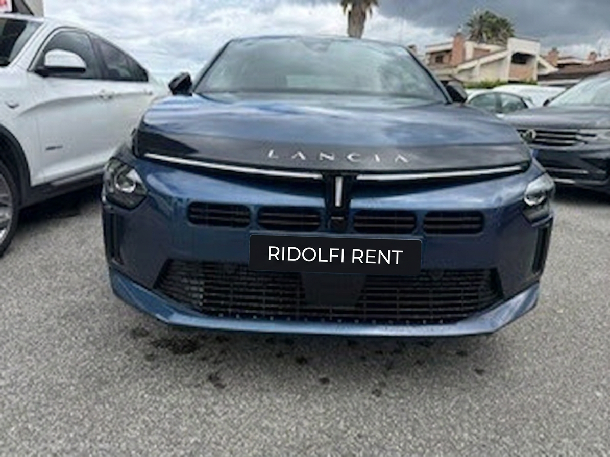 Lancia Ypsilon Hybrid e-DCT Edizione Cassina 2