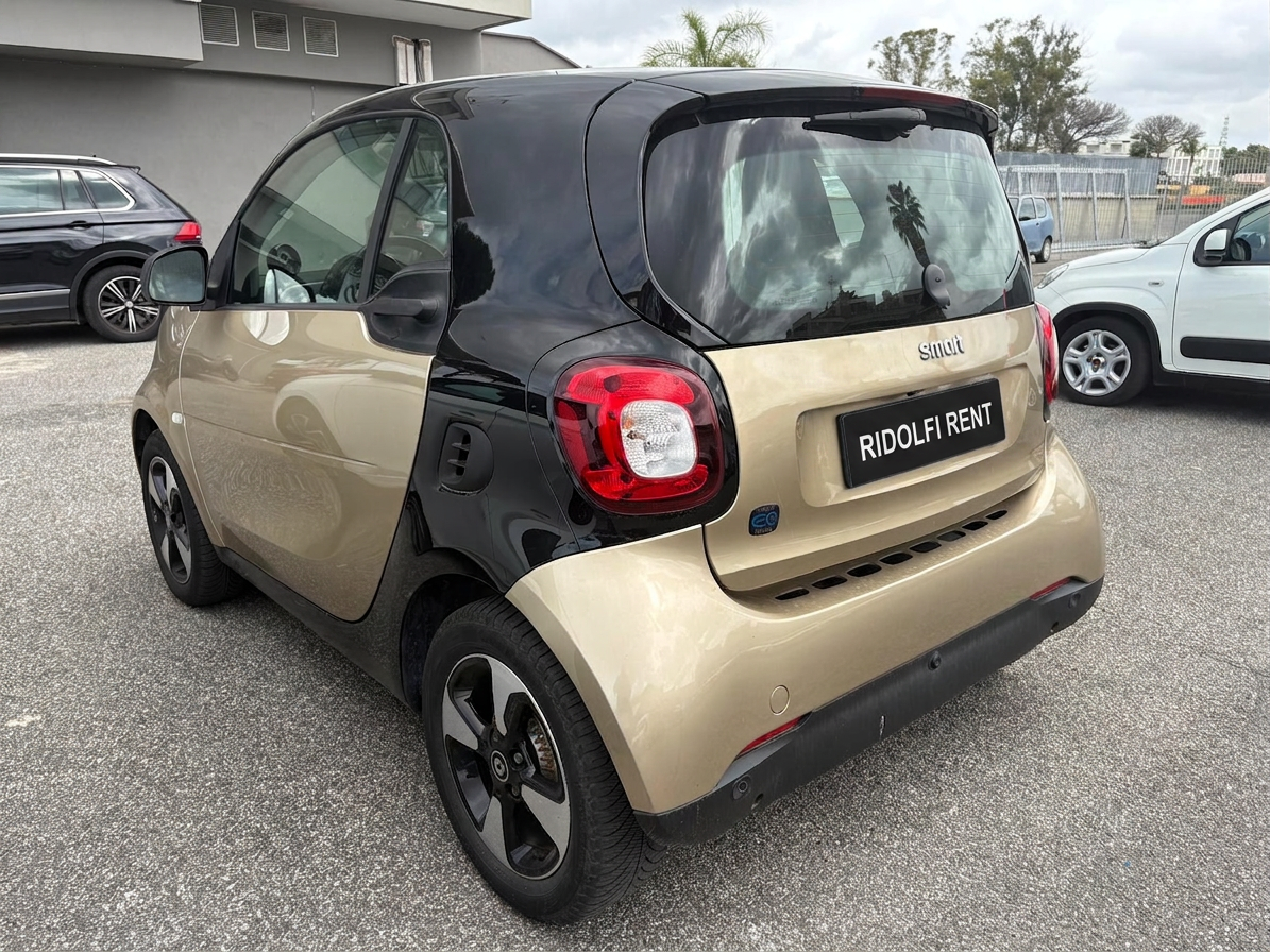 Smart Fortwo EQ Passion Full Electric 56 CV 4