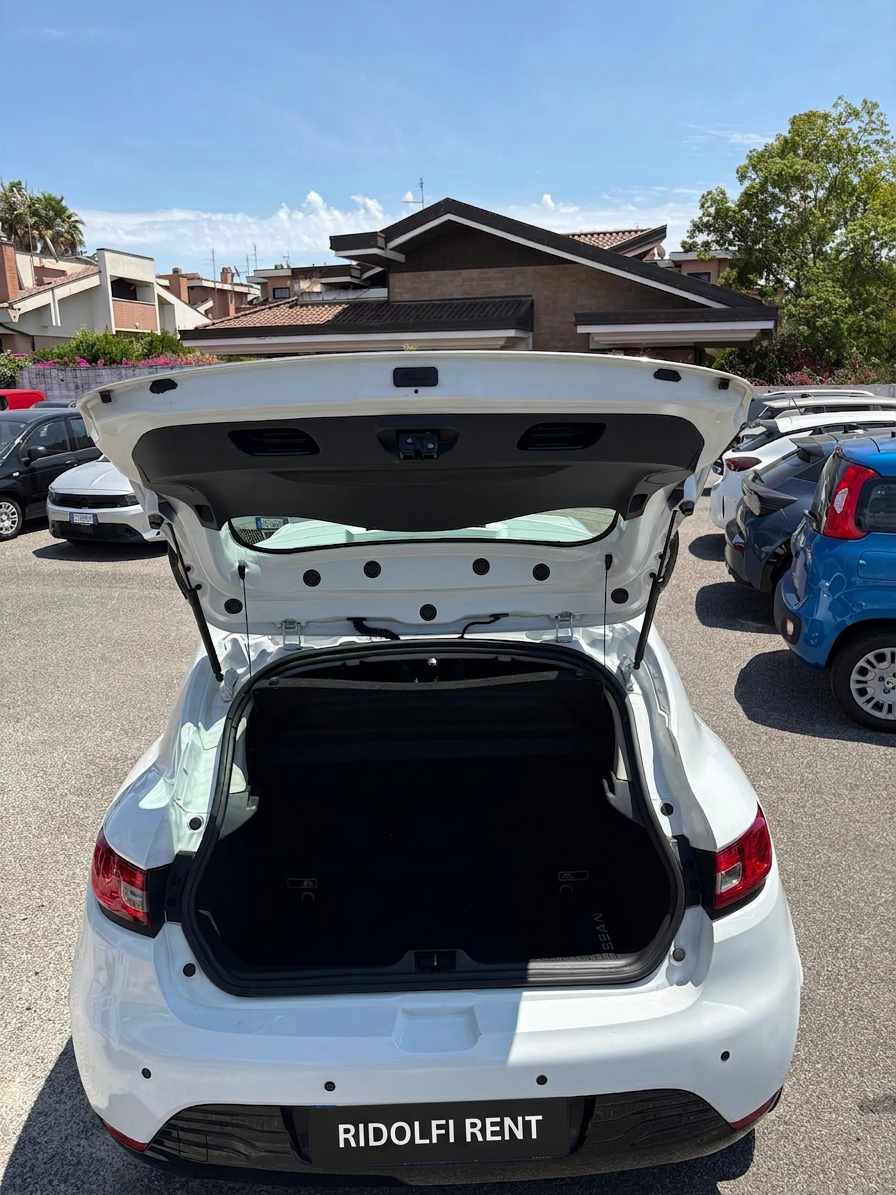 Renault Clio 1.2 Benzina 5 Porte 6