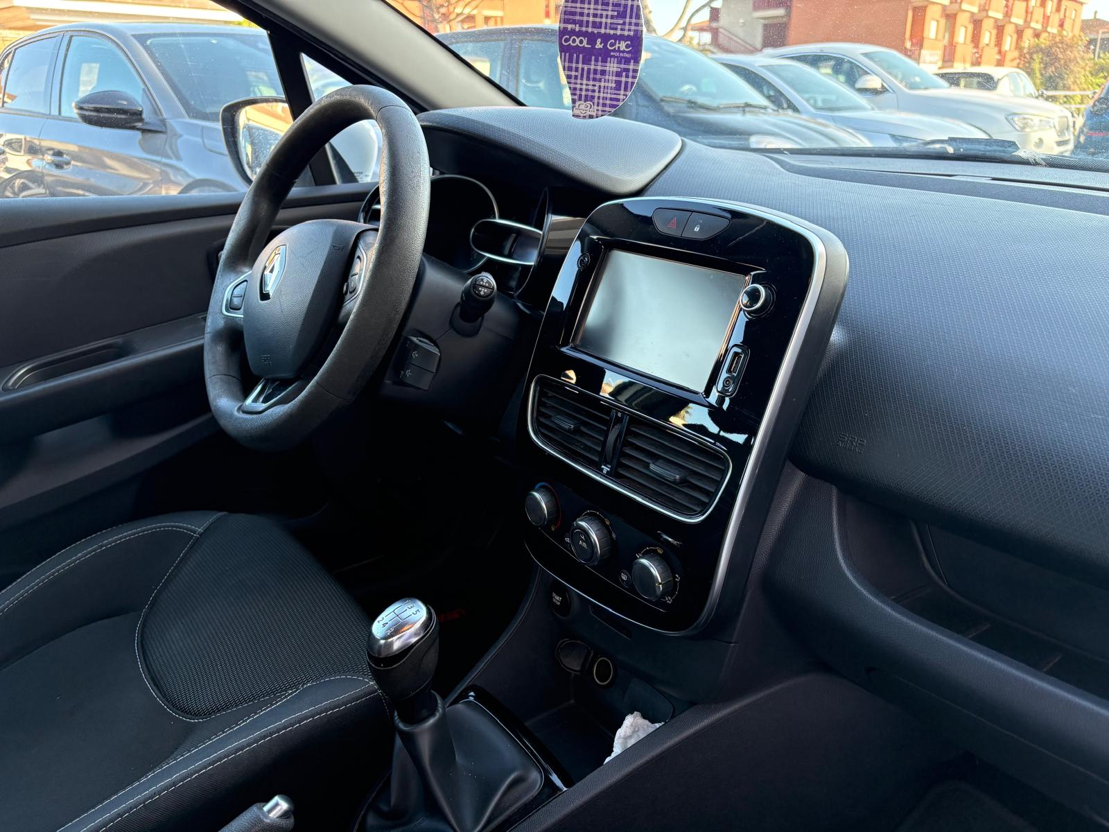 Renault Clio 1.2 75 CV 5 Porte Life 7